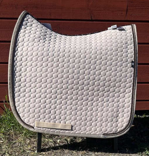 Mattes dressyrschabrak