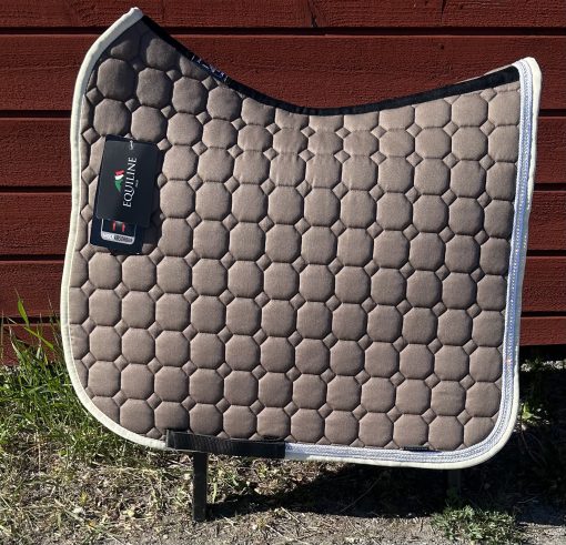 Equiline octagon